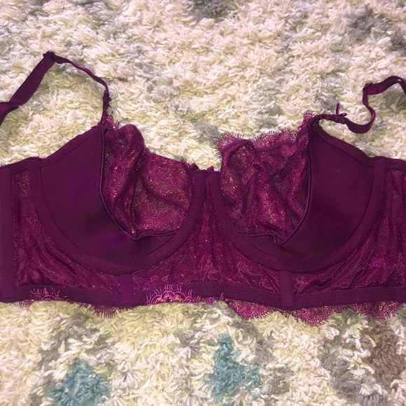 Victoria’s Secret Dream Angels Unlined Push-Up Bra - Picture 3 of 4